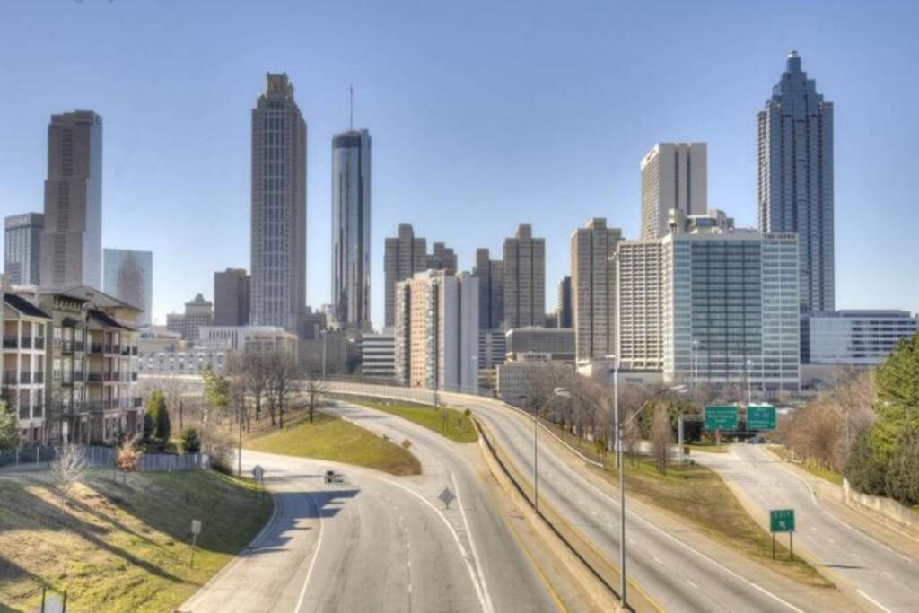 Downtown 1Bd Condo Excellent View! Onsite Parking Lm1704 Atlanta Exteriér fotografie