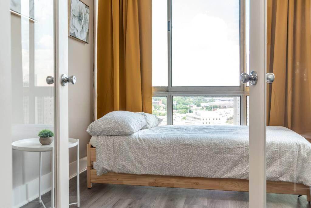 Downtown 1Bd Condo Excellent View! Onsite Parking Lm1704 Atlanta Exteriér fotografie